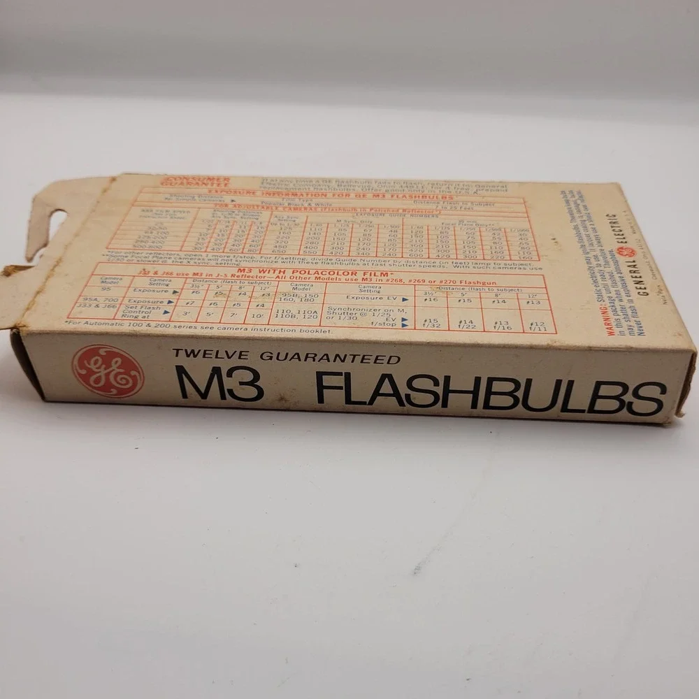 Vintage GE M3 Clear Flashbulbs Twelve Pack Original Box General Electric